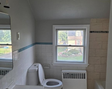 14 Hillman Avenue - Photo Thumbnail 11
