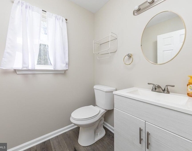 518 N Repauno Avenue - Photo Thumbnail 9