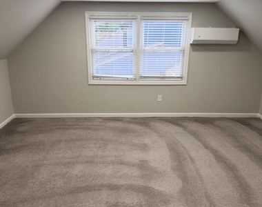 129 Pheasant Lane - Photo Thumbnail 13
