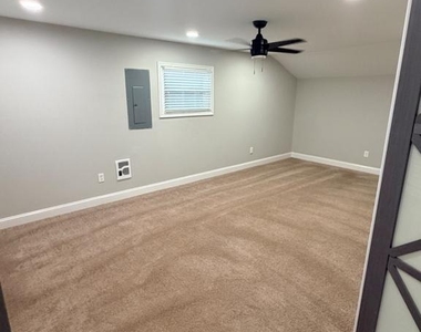 129 Pheasant Lane - Photo Thumbnail 3