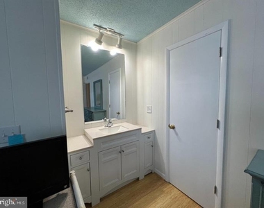 5 79th Street - Photo Thumbnail 8