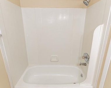746 Hemlock Street - Photo Thumbnail 33