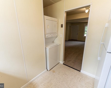 746 Hemlock Street - Photo Thumbnail 13