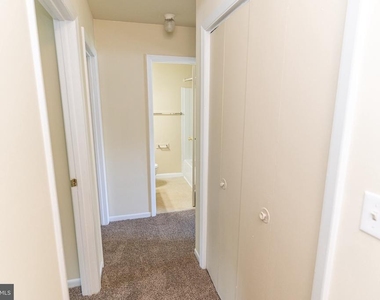 746 Hemlock Street - Photo Thumbnail 21