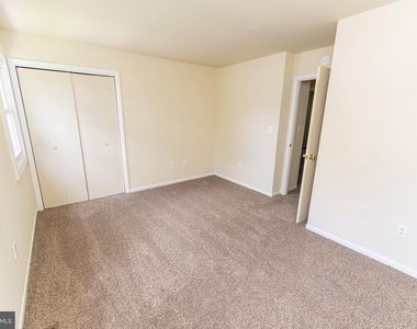 746 Hemlock Street - Photo Thumbnail 25