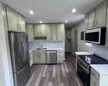 215 Prospect Avenue - Photo Thumbnail 3
