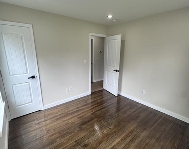 215 Prospect Avenue - Photo Thumbnail 6