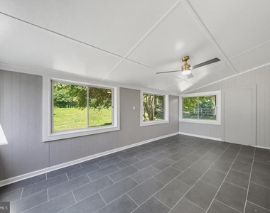 14908 Notley Road - Photo Thumbnail 5
