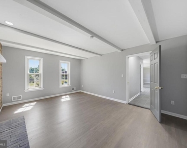 14908 Notley Road - Photo Thumbnail 4