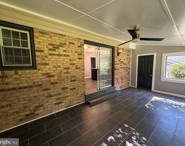 14908 Notley Road - Photo Thumbnail 3