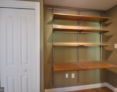 10650 Weymouth Street - Photo Thumbnail 7