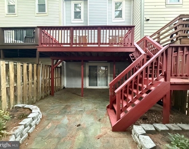 19238 Wheatfield Terrace - Photo Thumbnail 15
