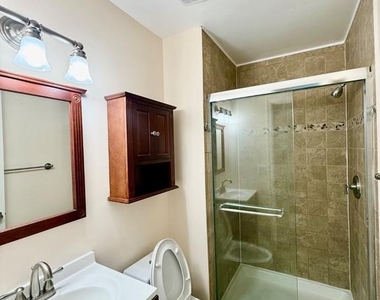 19238 Wheatfield Terrace - Photo Thumbnail 9