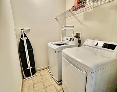 23517 Gardenside Place - Photo Thumbnail 15