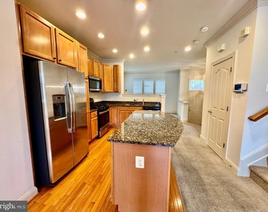23517 Gardenside Place - Photo Thumbnail 3