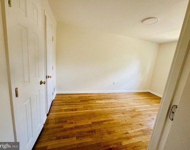 2239 Southorn Road - Photo Thumbnail 14