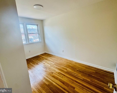 2239 Southorn Road - Photo Thumbnail 10