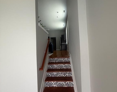 17 E 21st Street - Photo Thumbnail 21