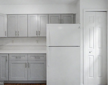 3008 Beaver Creek Road - Photo Thumbnail 7