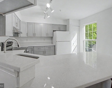 3008 Beaver Creek Road - Photo Thumbnail 3