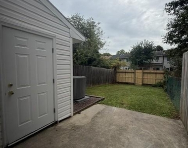 8 Kayak Court - Photo Thumbnail 19