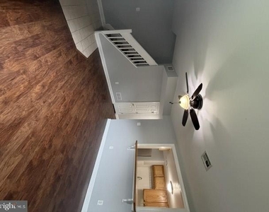 8 Kayak Court - Photo Thumbnail 4