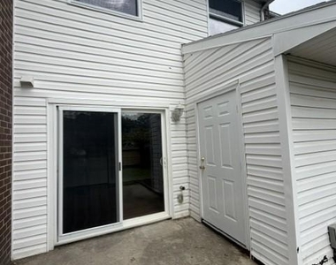 8 Kayak Court - Photo Thumbnail 27