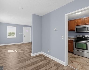 644 Burns Street Se - Photo Thumbnail 4