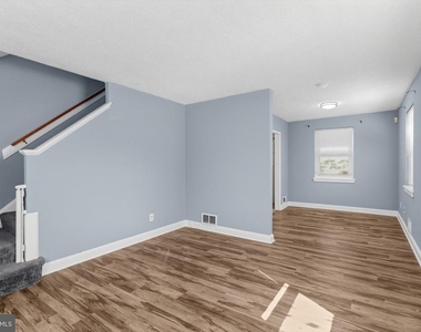 644 Burns Street Se - Photo Thumbnail 6