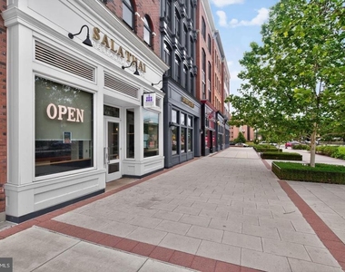 1515 C Street Ne - Photo Thumbnail 25
