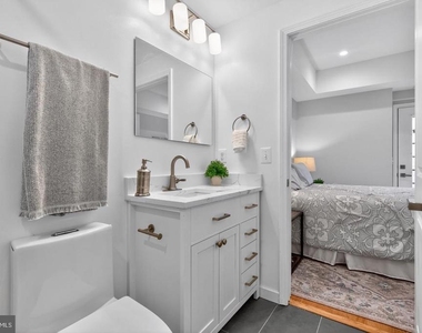 1515 C Street Ne - Photo Thumbnail 16