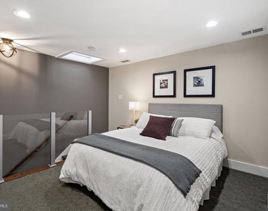 715 F Street Ne - Photo Thumbnail 7