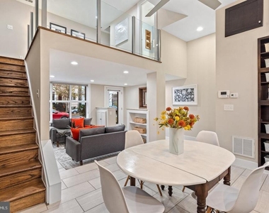 715 F Street Ne - Photo Thumbnail 4