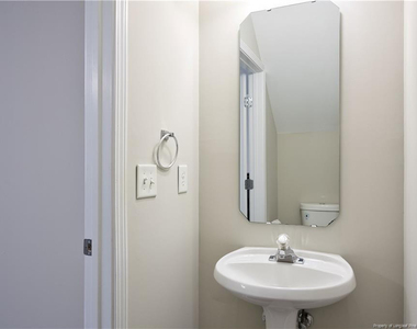512 Colwick Lane - Photo Thumbnail 14