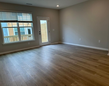 1106 Harmony Trail - Photo Thumbnail 4