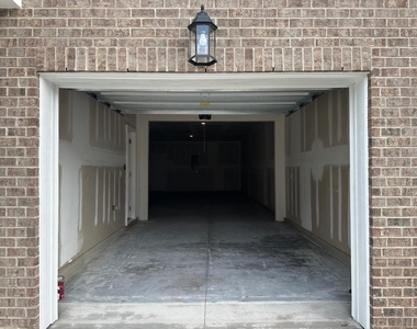 1106 Harmony Trail - Photo Thumbnail 25