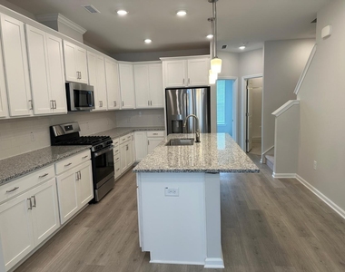 1106 Harmony Trail - Photo Thumbnail 8