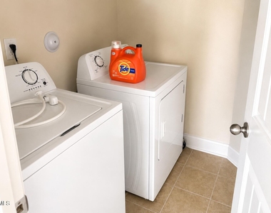 1065 Diamond Dove Lane - Photo Thumbnail 9