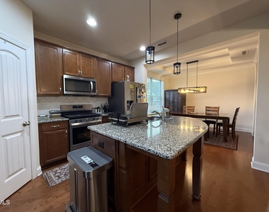 1065 Diamond Dove Lane - Photo Thumbnail 6