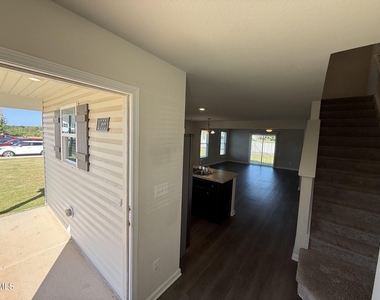1066 Peony Lane - Photo Thumbnail 2