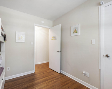304 Latimer Road - Photo Thumbnail 7