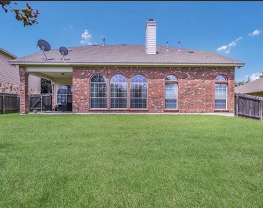 15504 Staked Plains Loop - Photo Thumbnail 29