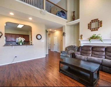 15504 Staked Plains Loop - Photo Thumbnail 6
