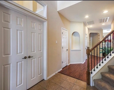 15504 Staked Plains Loop - Photo Thumbnail 2