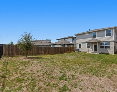7511 Traylor Cv - Photo Thumbnail 27