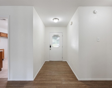 11464 Bristle Oak Trl - Photo Thumbnail 3