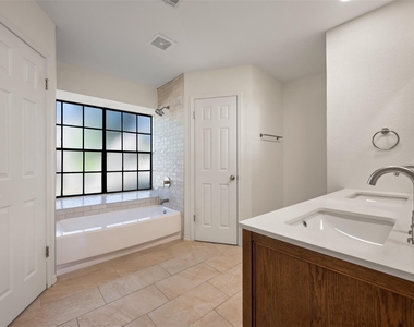 11464 Bristle Oak Trl - Photo Thumbnail 19