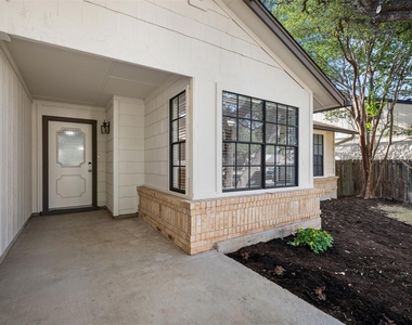11464 Bristle Oak Trl - Photo Thumbnail 2