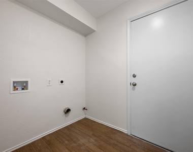 11464 Bristle Oak Trl - Photo Thumbnail 27