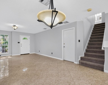 1410 Green Terrace Dr - Photo Thumbnail 4